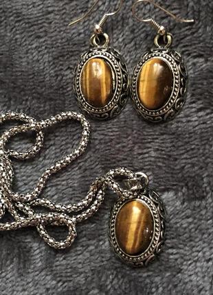 Серьги камень «кошачий глаз» под чернёное серебро.