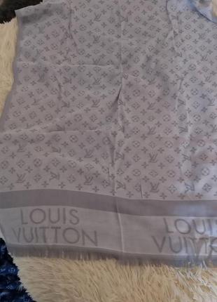 Жіночий шарф