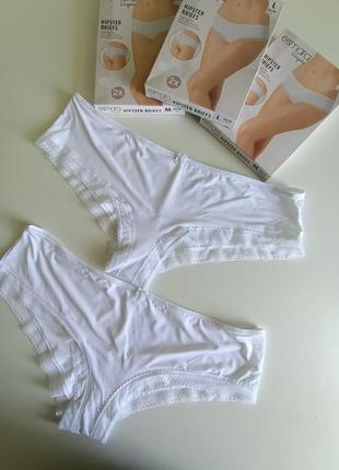 Шикарные эластичные трусики  хипстерыс кружевом esmara