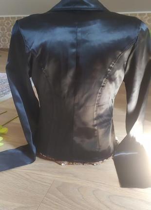 Стильный пиджак из атласной ткани, м-л6 фото