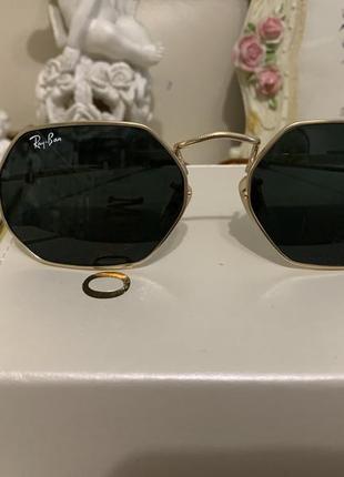 Солнцезащитные очки ray ban рей бен3 фото