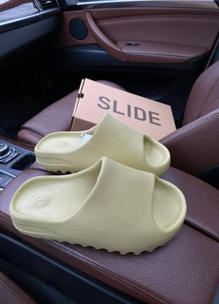 Тапочки adidas yeezy slide resin