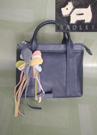 Нова маленька чорна шкіряна сумка radley із кольоровою квіткою сумочка radley