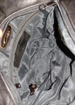 Cassis сумка кожаная маленькая кросс боди ведро трапеция черная на плечо8 фото
