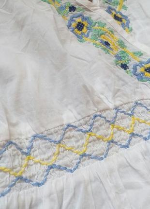 Белая пляжная туника из натуральной ткани с вышивкой2 фото