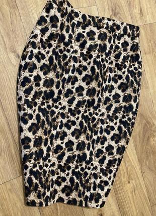 Леопардовая миди юбка