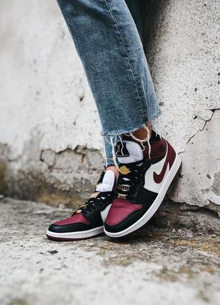 Женские кроссовки nike air jordan 1 mid se black dark beetroot4 фото