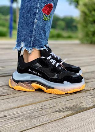 Женские кожаные чёрные брендовые кроссовки