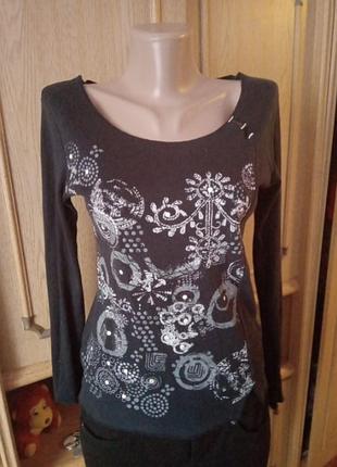 Футболка з довгим рукавом