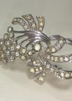 Брошь