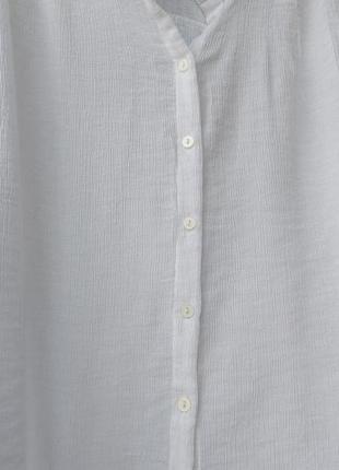 Блуза белая свободного кроя из жатой ткани с коротким воротником-стойкой h&m7 фото