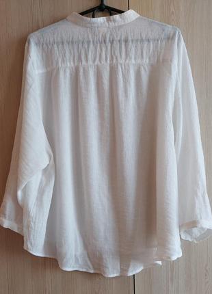 Блуза белая свободного кроя из жатой ткани с коротким воротником-стойкой h&m3 фото