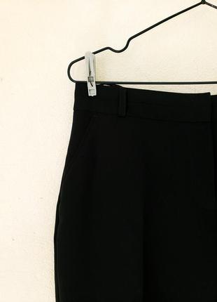 Новые базовые зауженные черные брюки с карманами  primark7 фото