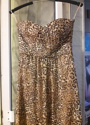 Потрясающее платье- бандо без бретелек с леопардовым принтом, макси6 фото