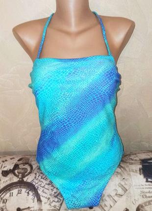 Жіночий відрядний купальник фірма resort, стяжка, чашечки, 12-14