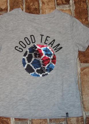 Стильная хлопковая футболка мальчику 4 года