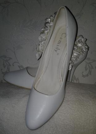 Весільні туфлі