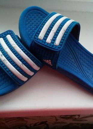 Сланцы,шлепанцы adidas оригинал,30р,по стельке 18.2см1 фото