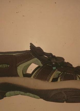 Сандалии keen newport waterproof трекинговые.