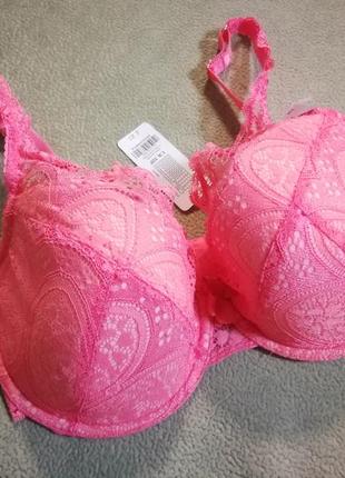 Новий,ніжний бюстгальтер boux