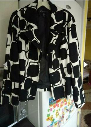 Дуже гарний жакет