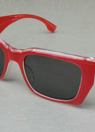 Burberry стильные модные яркие красные солнцезащитные женские очки