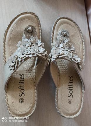 Знижка! легкі шльопанці softlites босоніжки, тапочки2 фото