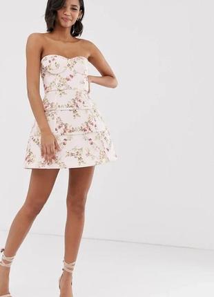 Шикарное платье