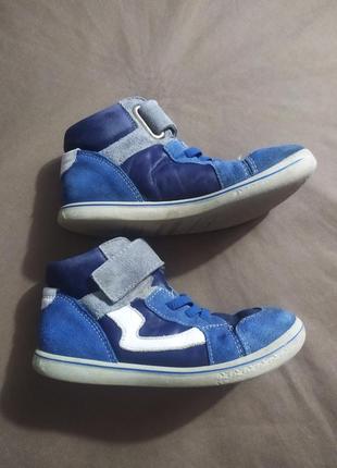 Натуральна шкіра.відмінні фірм.черевички.унісекс.