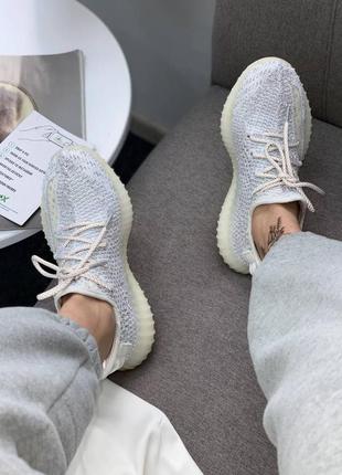 Жіночі кросівки adidas yeezy boost1 фото