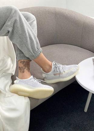 Жіночі кросівки adidas yeezy boost7 фото