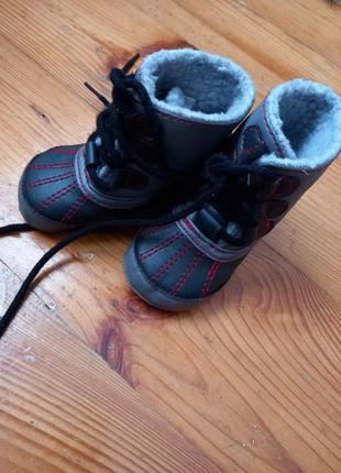 Пінетки-чобітки на хлопчика 6-9 місяців