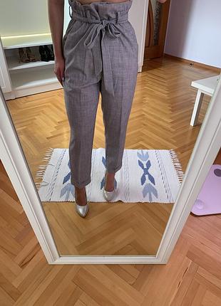 Чудові штани на високу талію