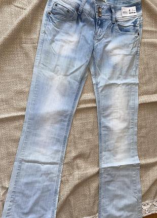 Джинсы 4