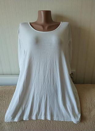 Футболка белая, вискоза, идеальное состояние, р 22