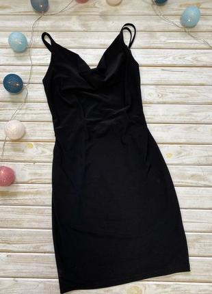 Шикарное чёрное платье с открытой спинкой miss selfridge3 фото