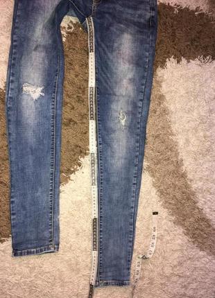 Стильные джинсы скинни с рваностями, l(29)5 фото