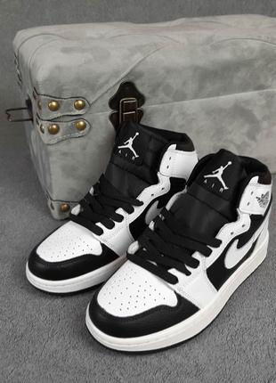 Nike air jordan білі з чорним6 фото