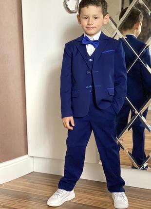 Костюм тройка на мальчика