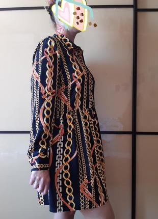 Платье рубашка в цепи на пуговичках, длинный рукав в стиле версаче primark5 фото