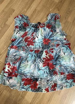 Шифоновая блуза спереди в ярусы