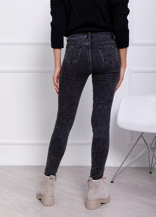 Темно-серые винтажные джинсы скинни на флисе тёплые зауженные3 фото