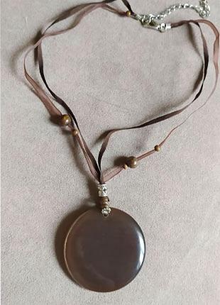 Красивий кулон