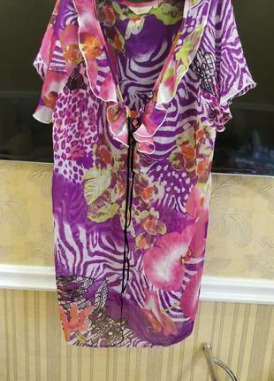 Тонкая яркая туничка