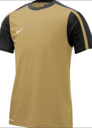 Футболка nike dri fit