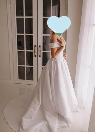 Свадебное платье в идеальном состоянии4 фото