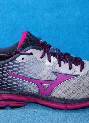 Кроссовки mujer mizuno 40 размер