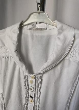 Белая блузка пуговицы-розочки хлопок7 фото