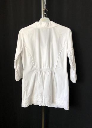 Белая блузка пуговицы-розочки хлопок2 фото