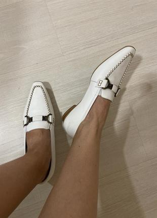 Лоферы туфли мокасины белые кожаные6 фото
